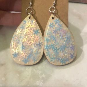 Snowflake teardrop earrings